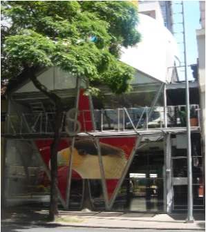 Vitrine vermelha